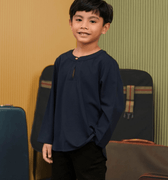 The Early Check - in Collection Boy Teluk Belanga in Midnight Blue - Umbi