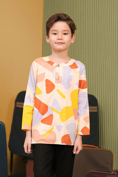 The Early Check-in Collection Boy Teluk Belanga in Playroom Print