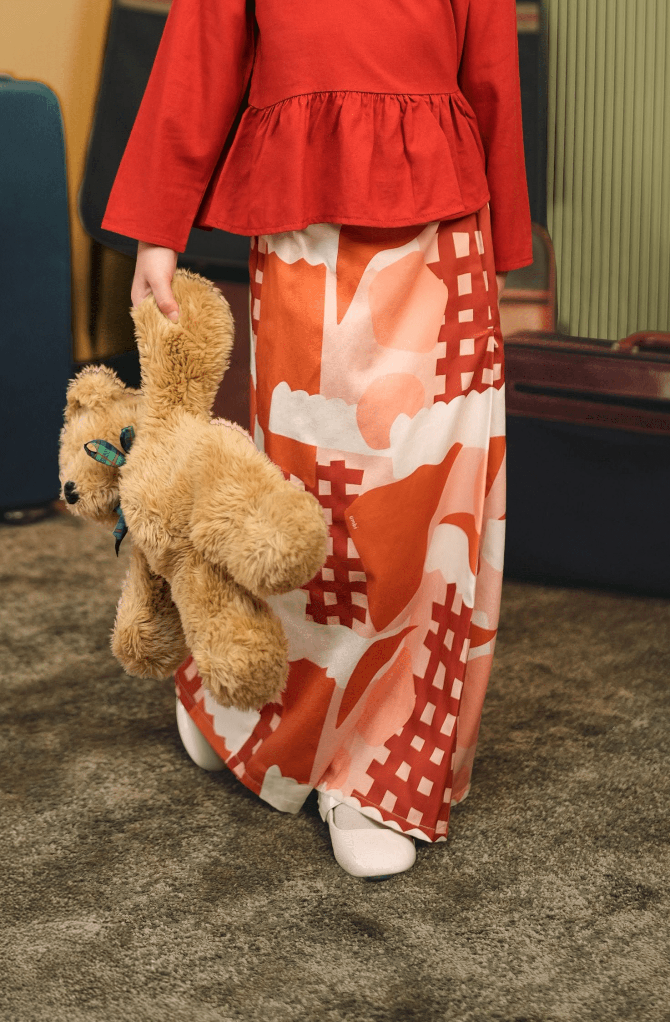 The Early Check - in Collection Girl Classic Skirt in Cranberry Print - Umbi