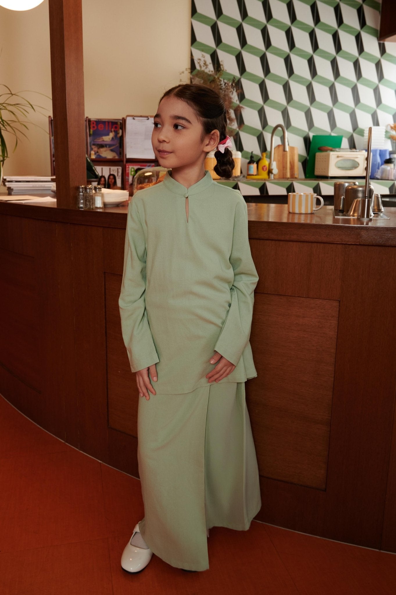 The Early Check - in Collection Girl Classic Skirt in Mint Green - Umbi