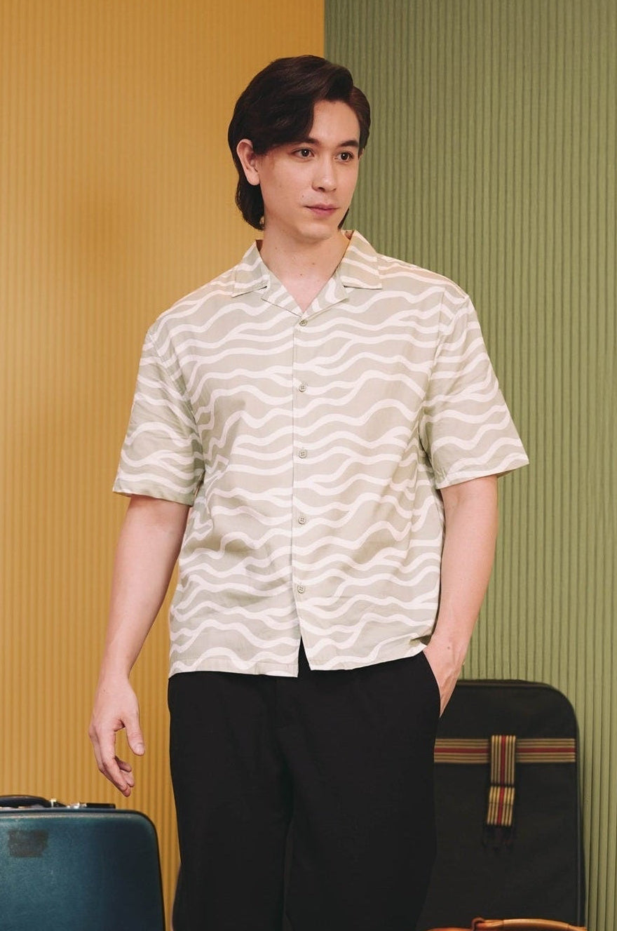 The Early Check - in Collection Men Hawaii Shirt in Meadow Print - Umbi