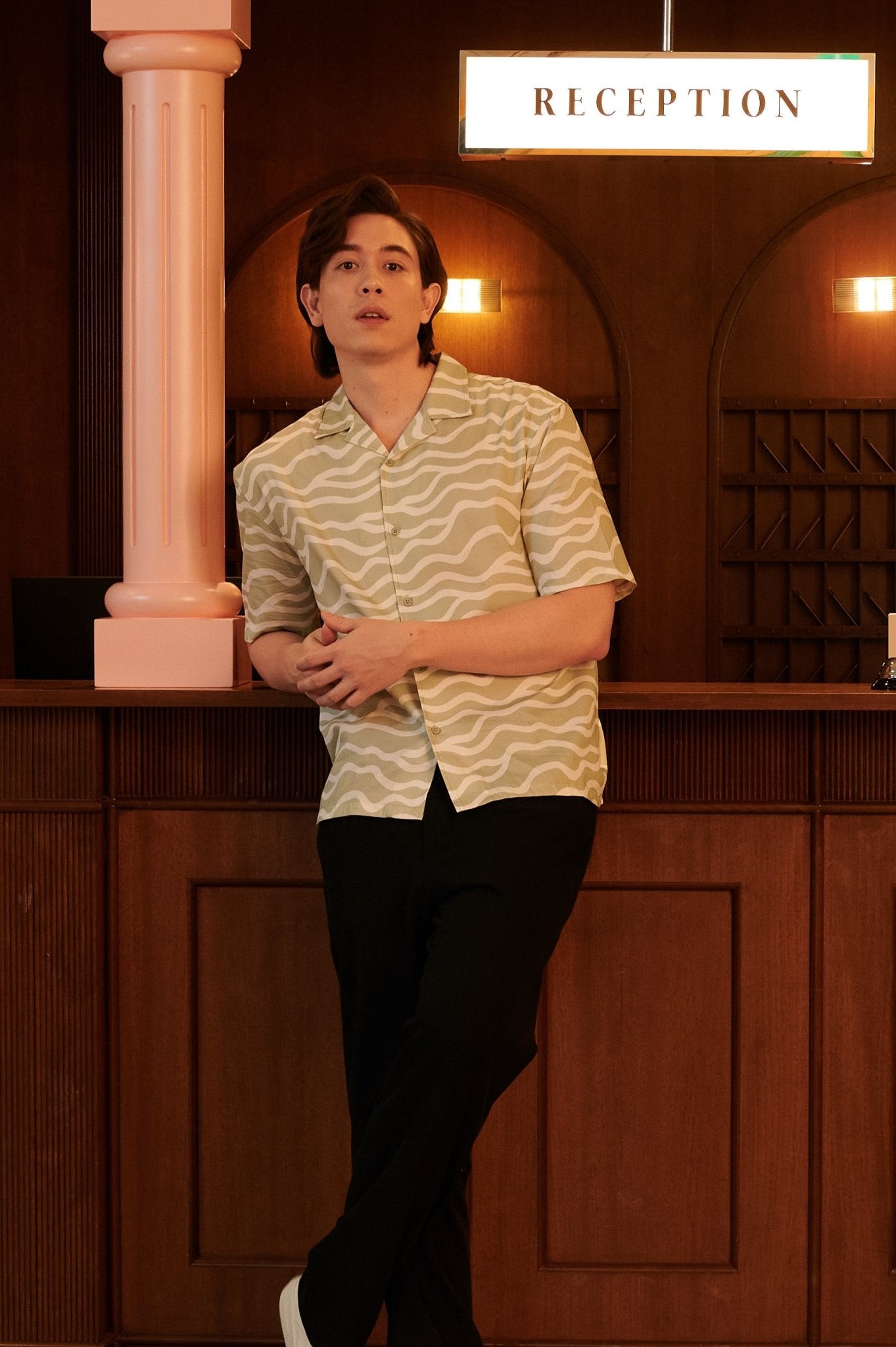 The Early Check - in Collection Men Hawaii Shirt in Meadow Print - Umbi