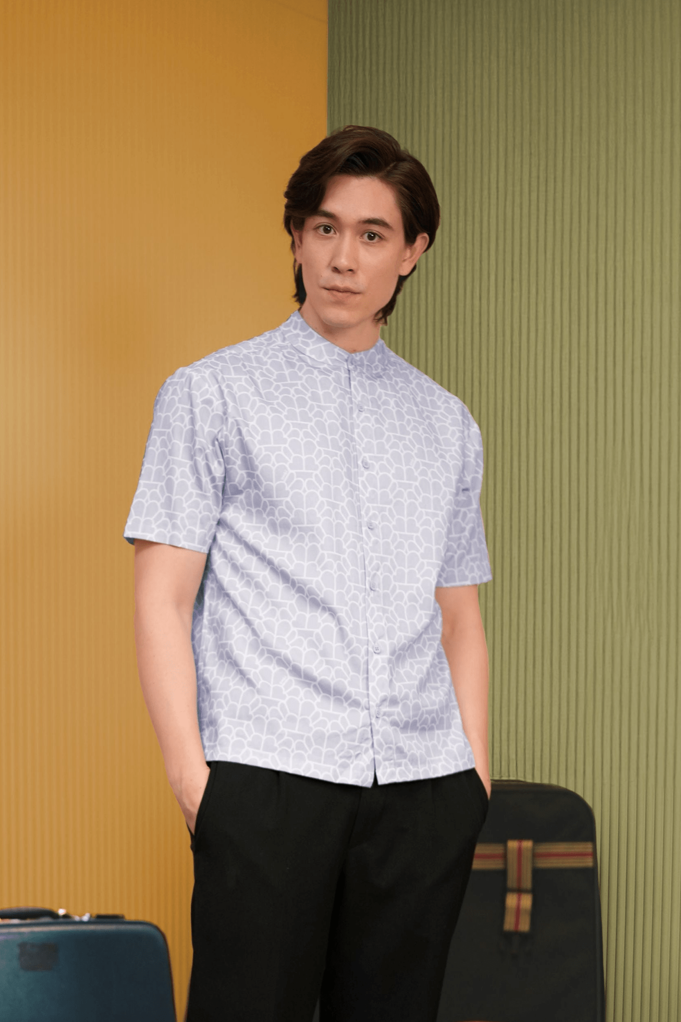 The Early Check - in Collection Men Mandarin Collar Short Sleeve Shirt in Ballroom Print - Umbi