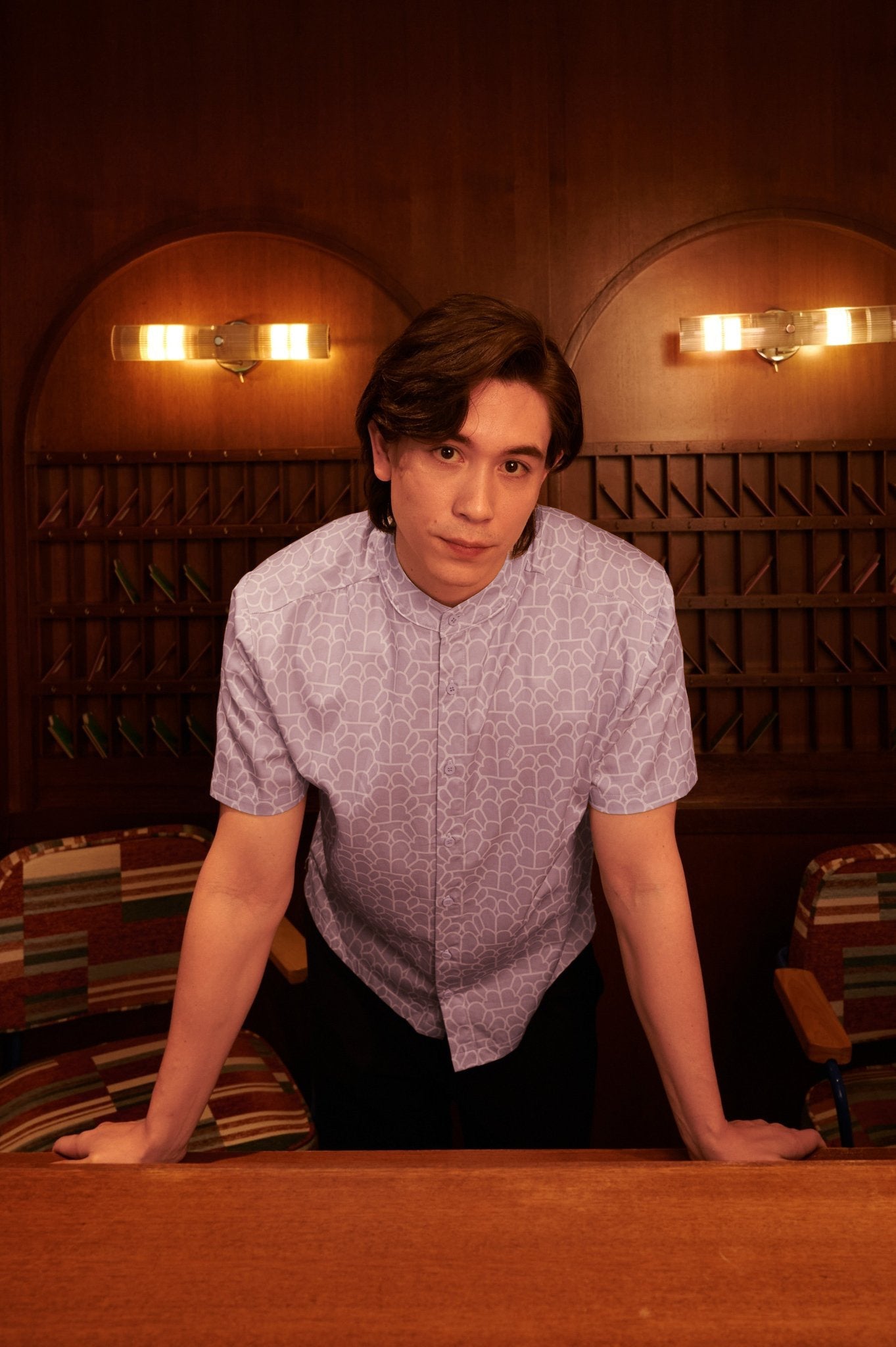 The Early Check - in Collection Men Mandarin Collar Short Sleeve Shirt in Ballroom Print - Umbi