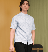 The Early Check - in Collection Men Mandarin Collar Short Sleeve Shirt in Snowflake Print - Umbi