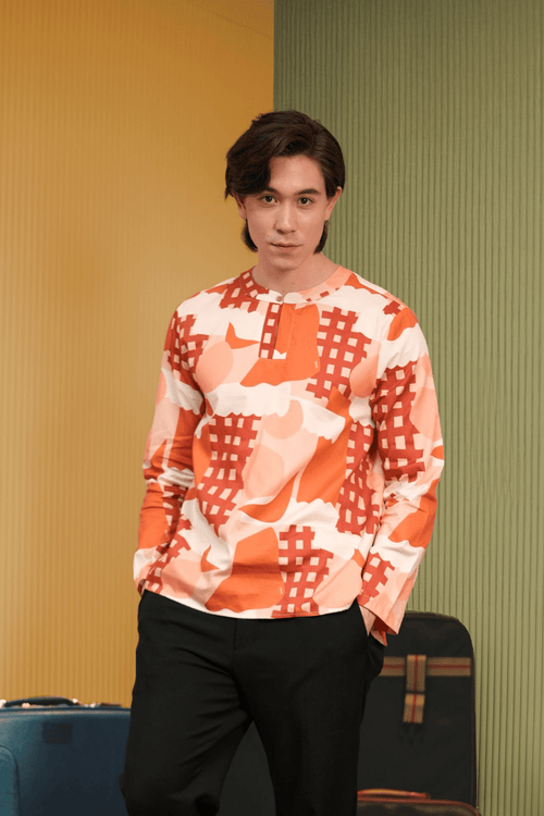 The Early Check-in Collection Men Teluk Belanga in Cranberry Print