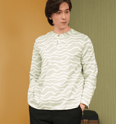 The Early Check - in Collection Men Teluk Belanga in Meadow Print - Umbi