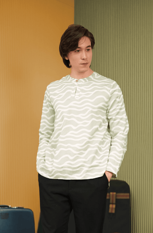The Early Check-in Collection Men Teluk Belanga in Meadow Print