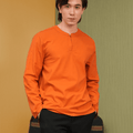 The Early Check - in Collection Men Teluk Belanga in Orange - Umbi