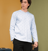 The Early Check - in Collection Men Teluk Belanga in Snowflake Print - Umbi