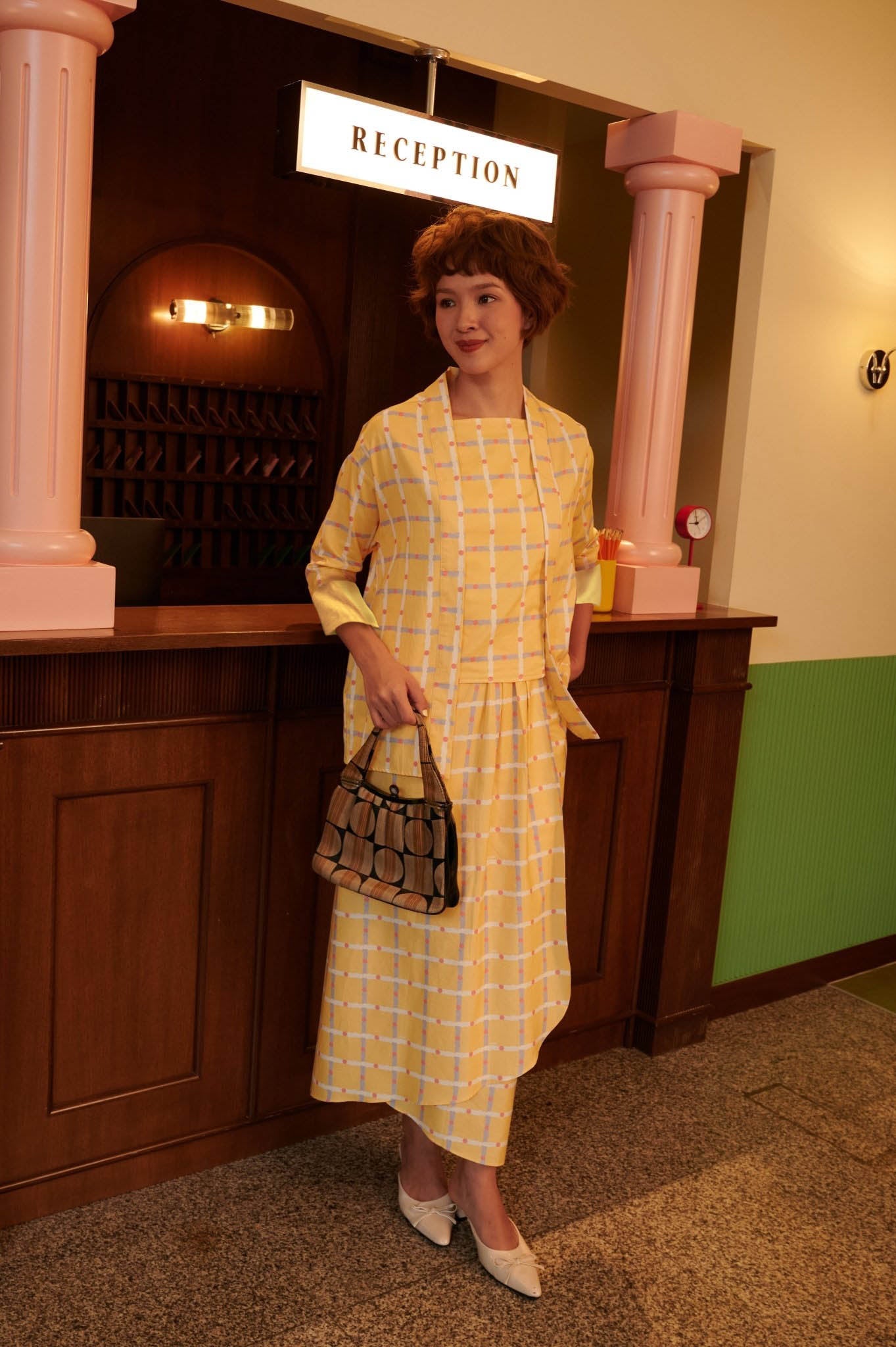 The Early Check - in Collection Women 2 - IN - 1 Kebaya Top in Honeycomb Print - Umbi