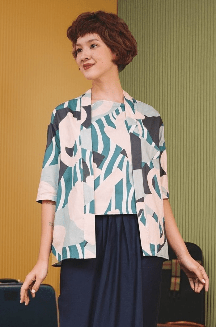 The Early Check - in Collection Women 2 - IN - 1 Kebaya Top in Lighthouse Print - Umbi