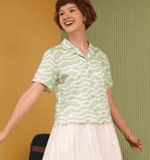 The Early Check - in Collection Women Casual Top in Meadow Print - Umbi