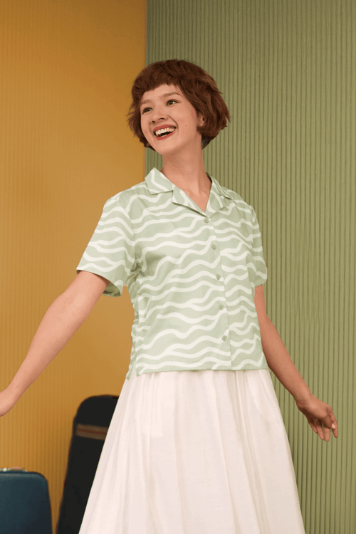 The Early Check-in Collection Women Casual Top in Meadow Print