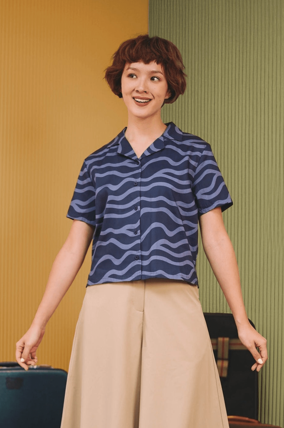 The Early Check - in Collection Women Casual Top in Ombak Print - Umbi