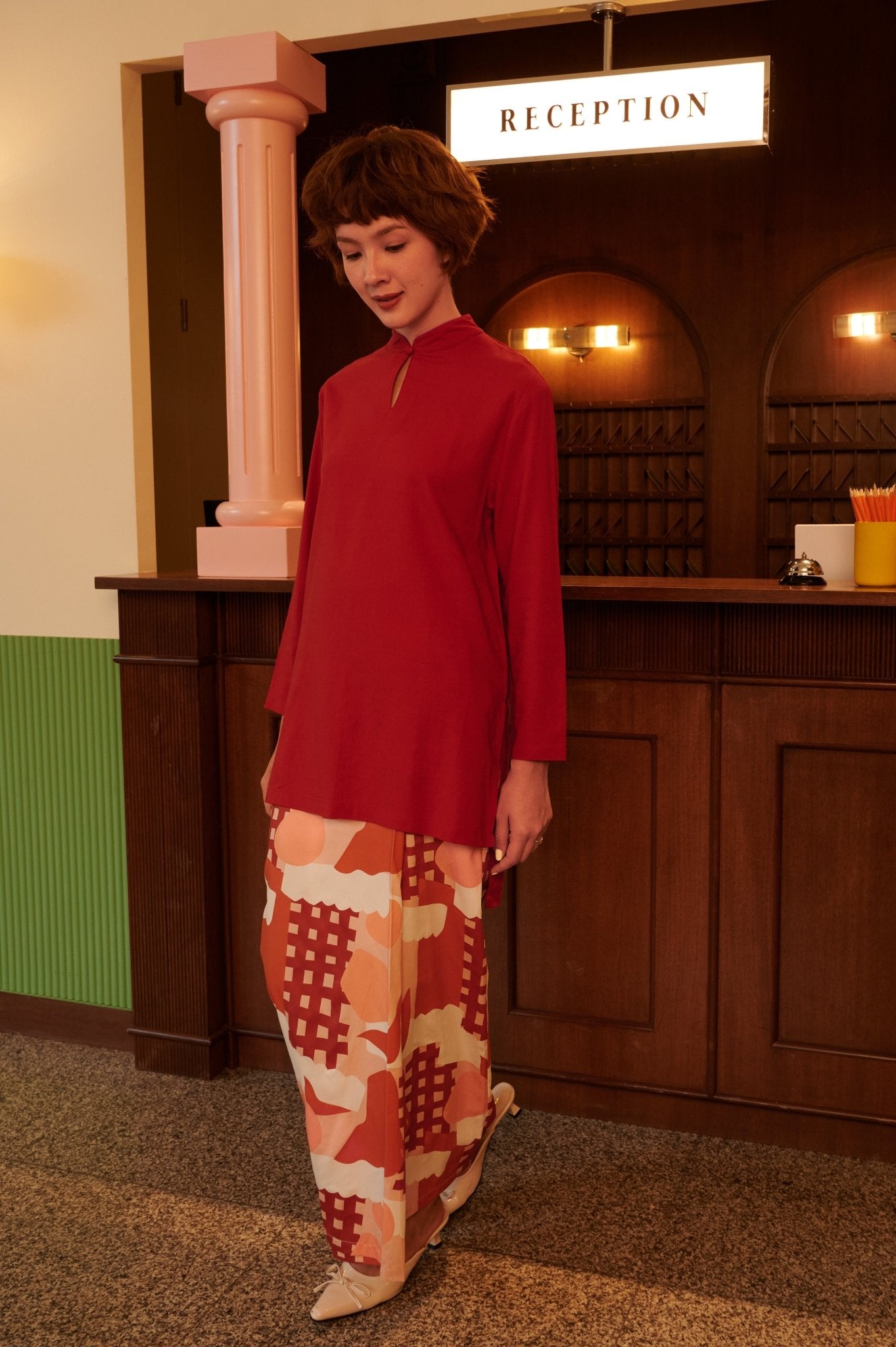 The Early Check - in Collection Women Classic Skirt in Cranberry Print - Umbi