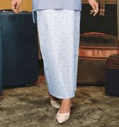 The Early Check - in Collection Women Classic Skirt in Snowflake Print - Umbi