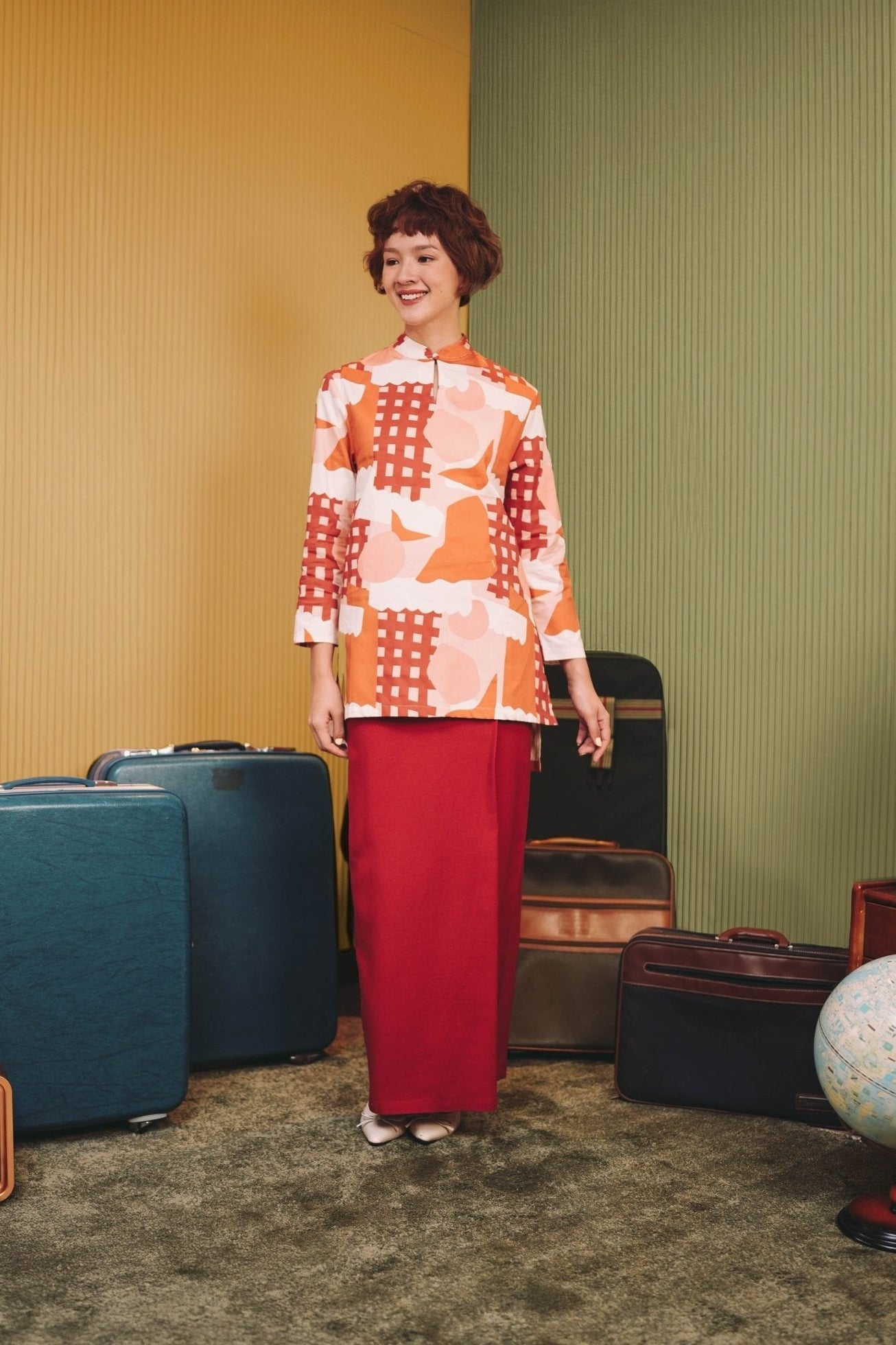 The Early Check - in Collection Women Classic Skirt in Terracotta - Umbi