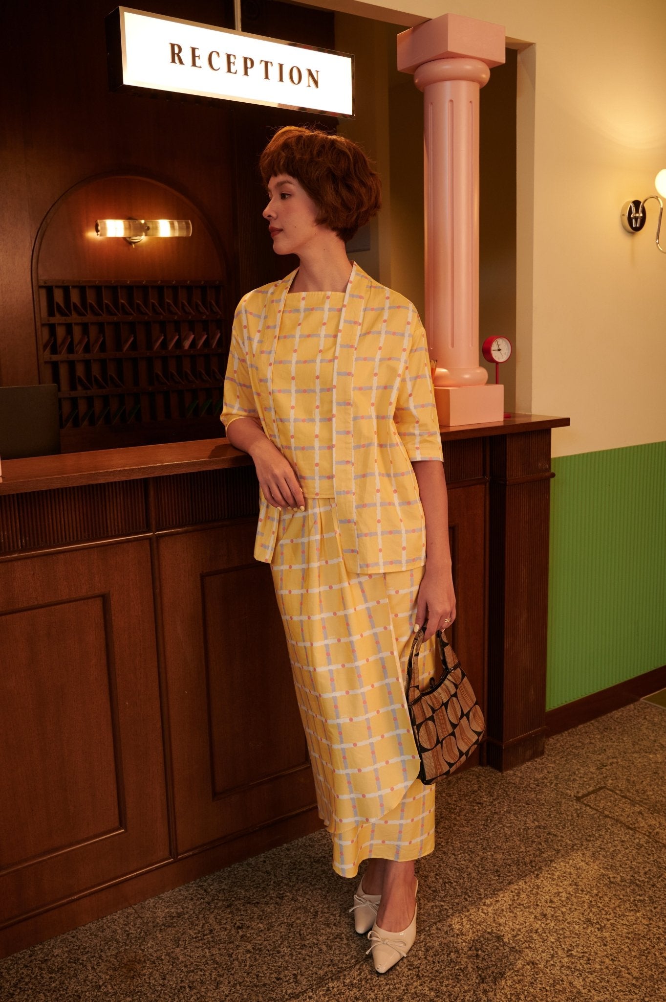 The Early Check - in Collection Women Instant Wrap Skirt in Honeycomb Print - Umbi