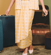 The Early Check - in Collection Women Instant Wrap Skirt in Honeycomb Print - Umbi