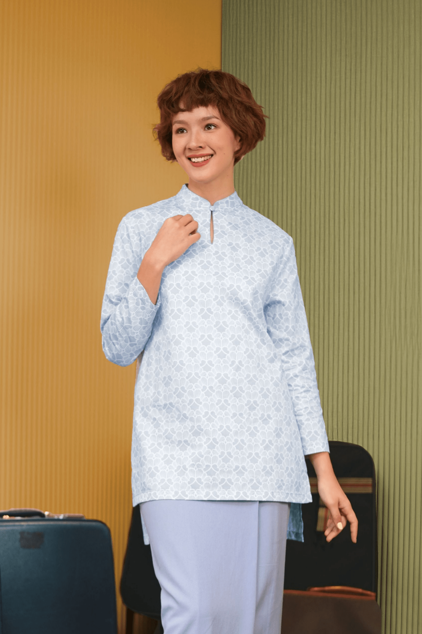 The Early Check - in Collection Women Mandarin Collar Kurung Top in Snowflake Print - Umbi