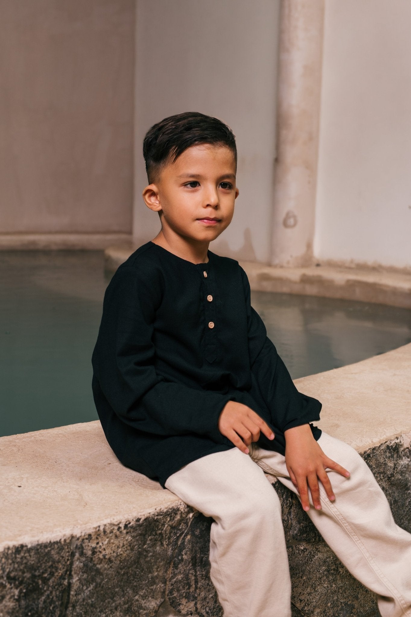 The Embun Collection Boy Kurta in Black - Umbi
