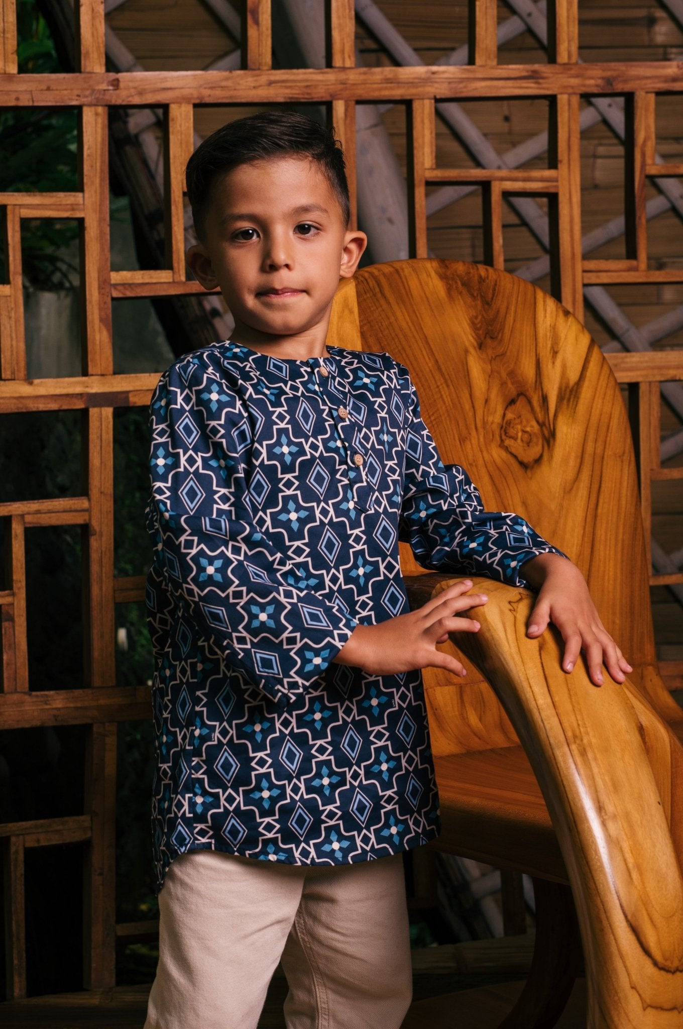 The Embun Collection Boy Kurta in Blue Gemilang Print - Umbi