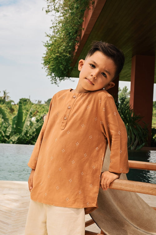 The Embun Collection Boy Kurta in Brown Diamond Print