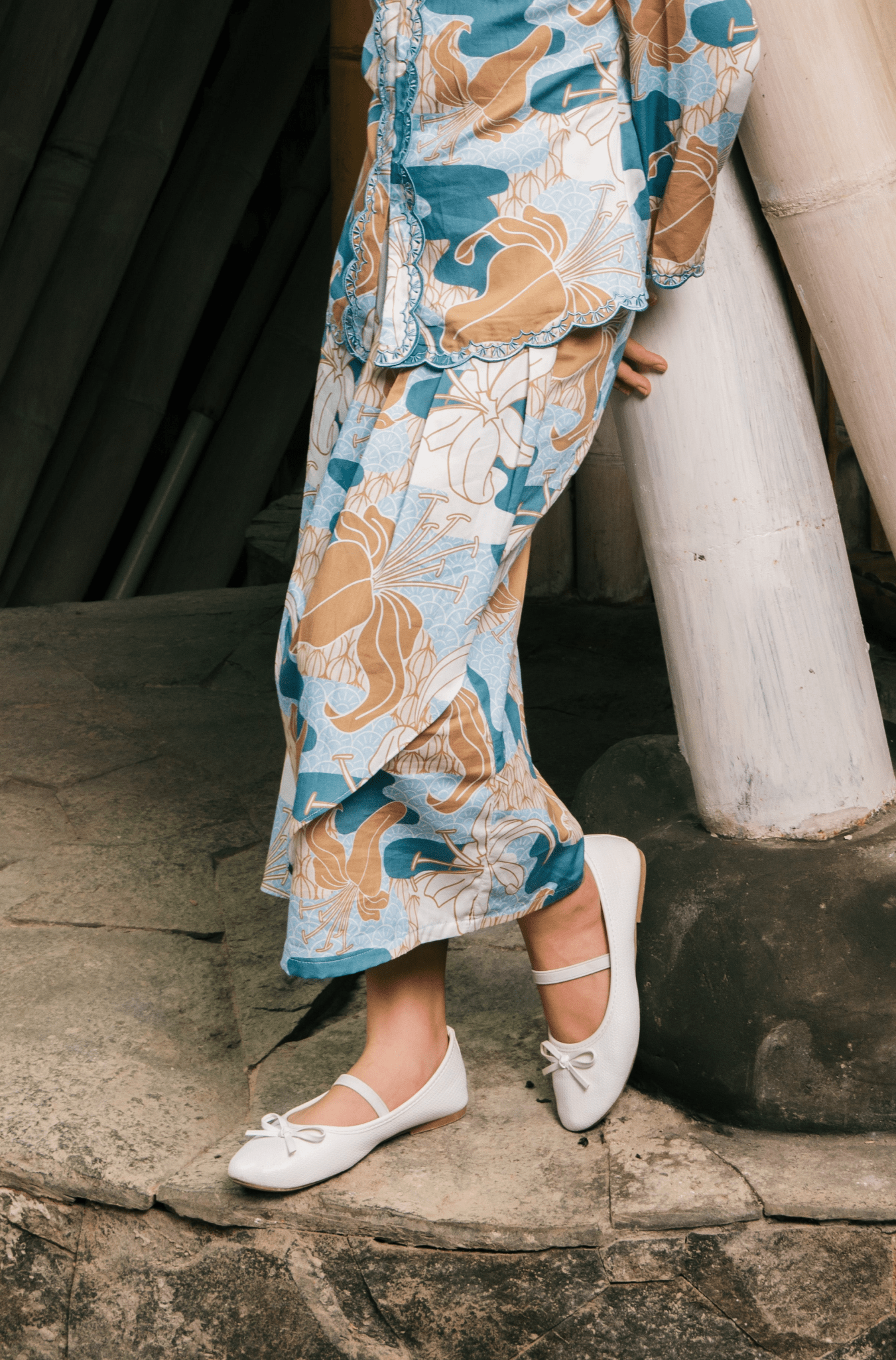 The Embun Collection Girl Instant Pareo Skirt in Blue & Olive Banjaran Print - Umbi