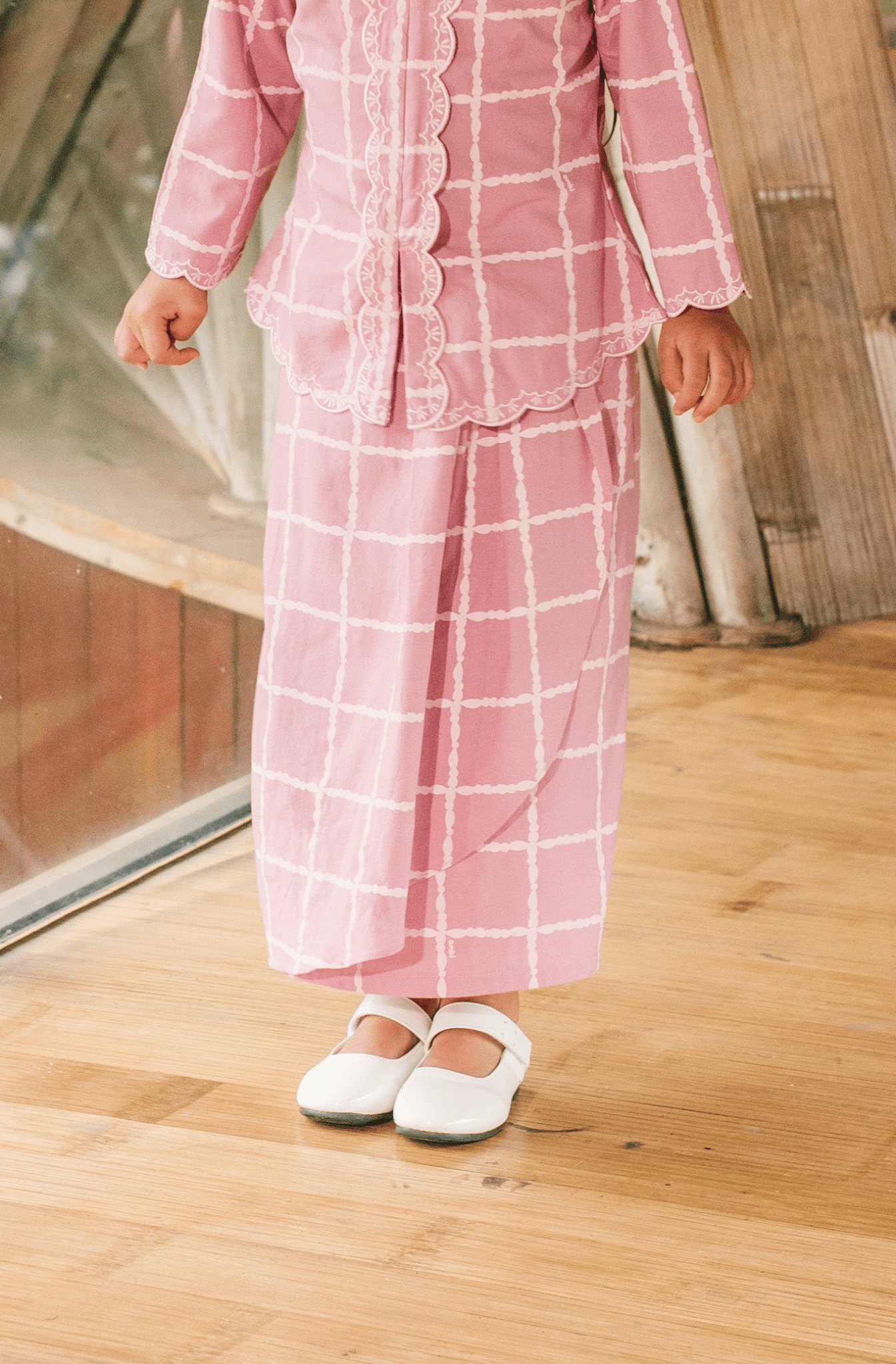 The Embun Collection Girl Instant Pareo Skirt in Checked Pink - Umbi
