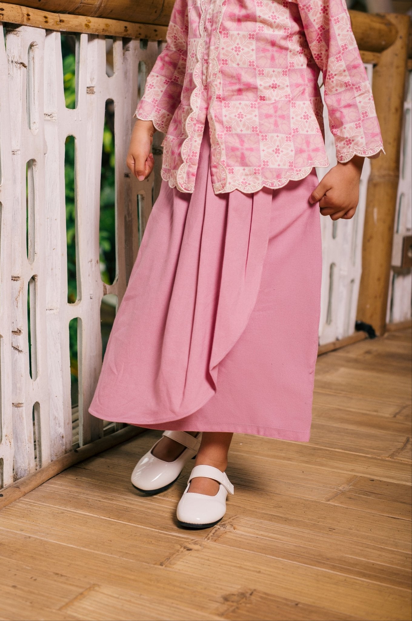 The Embun Collection Girl Instant Pareo Skirt in Lavender Pink - Umbi