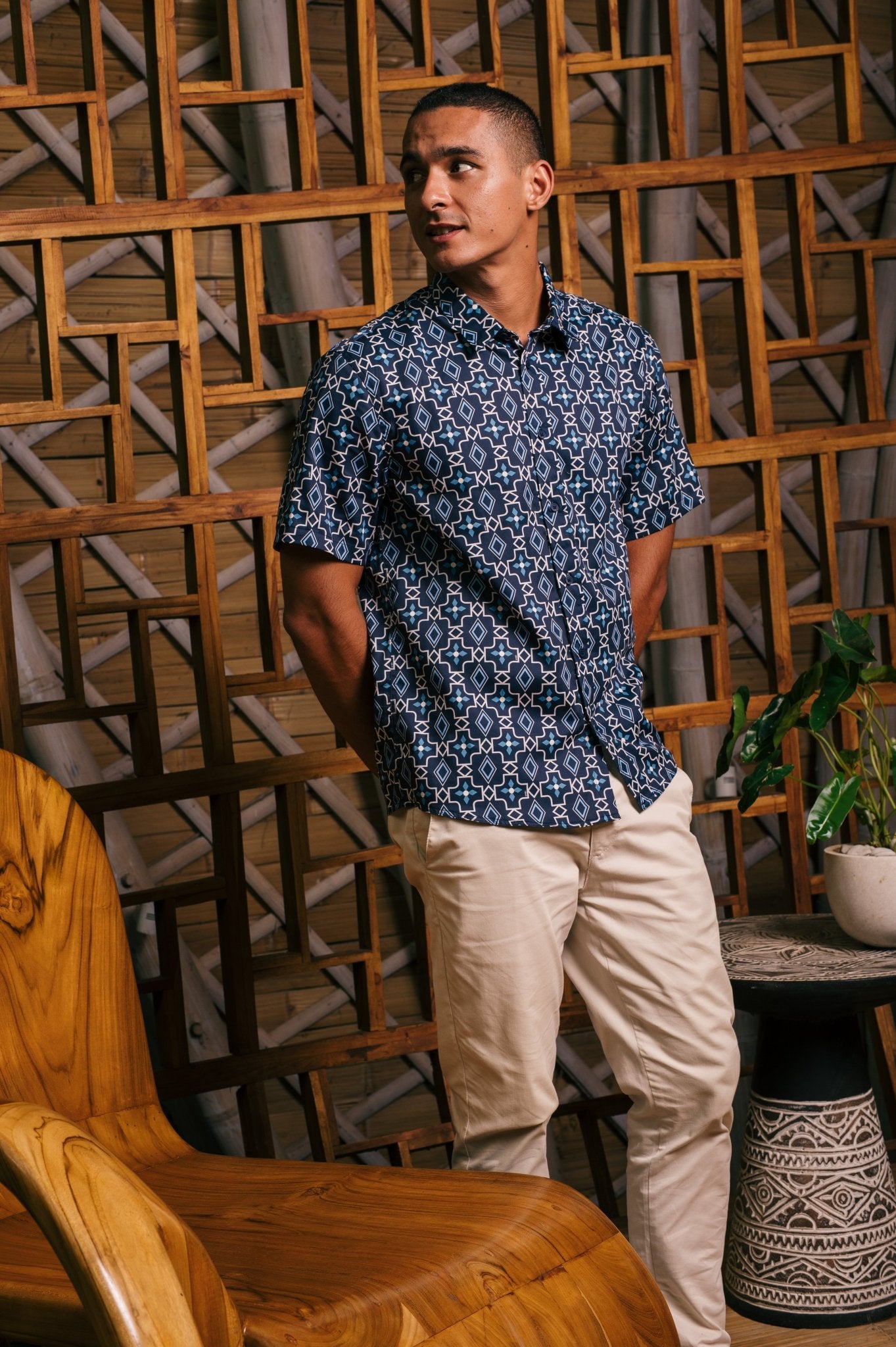 The Embun Collection Men Holiday Shirt in Blue Gemilang Print - Umbi