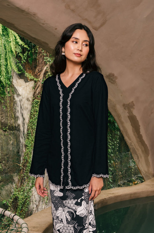 The Embun Collection Women Embroidered Kebaya Top in Black