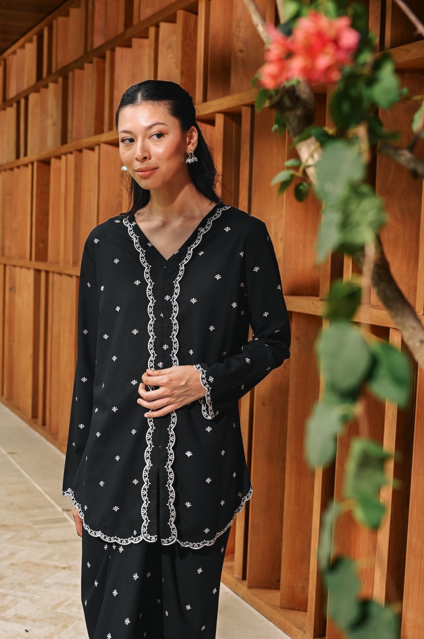 The Embun Collection Women Embroidered Kebaya Top in Black Pelita Print - Umbi