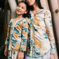 The Embun Collection Women Embroidered Kebaya Top in Blue & Olive Banjaran Print - Umbi