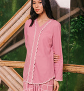 The Embun Collection Women Embroidered Kebaya Top in Lavender Pink - Umbi