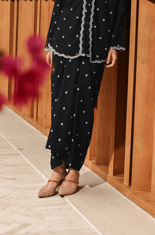 The Embun Collection Women Pareo Skirt in Black Pelita Print