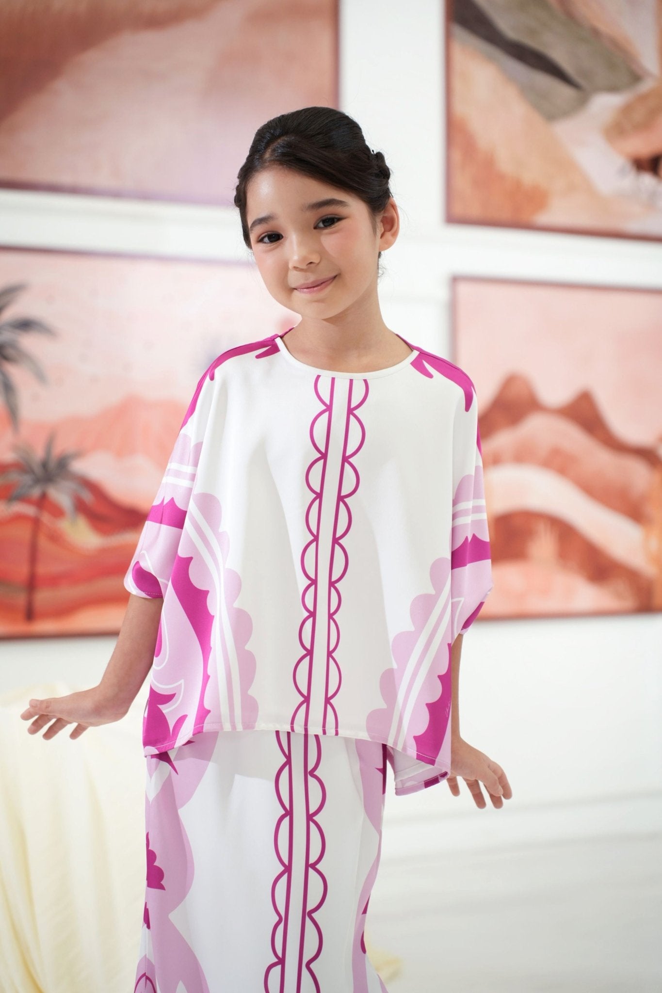 The Galleria Collection Pt.1 Girl Saloma Set In Barbie Pink Forest Print - Umbi