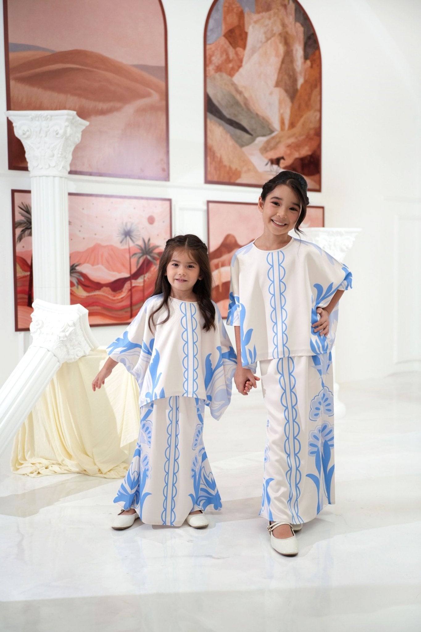 The Galleria Collection Pt.1 Girl Saloma Set In Light Blue Forest Print - Umbi