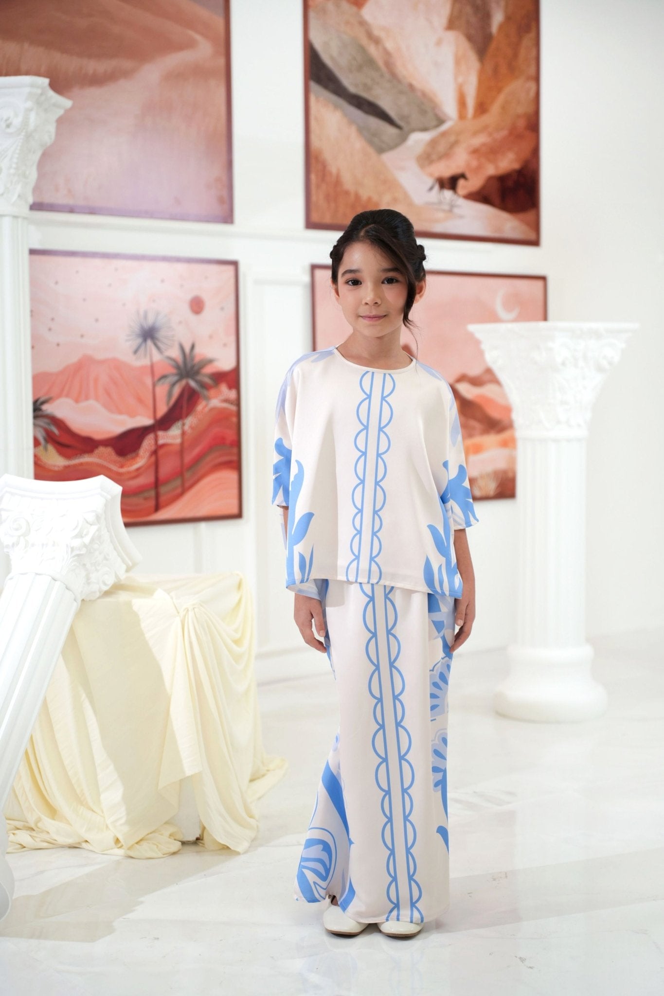 The Galleria Collection Pt.1 Girl Saloma Set In Light Blue Forest Print - Umbi