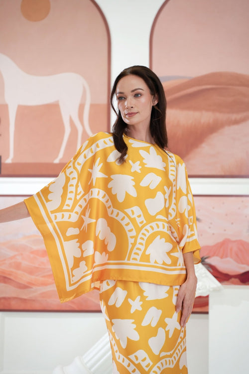 The Galleria Collection Women Saloma Set In Golden Yellow Winter Print