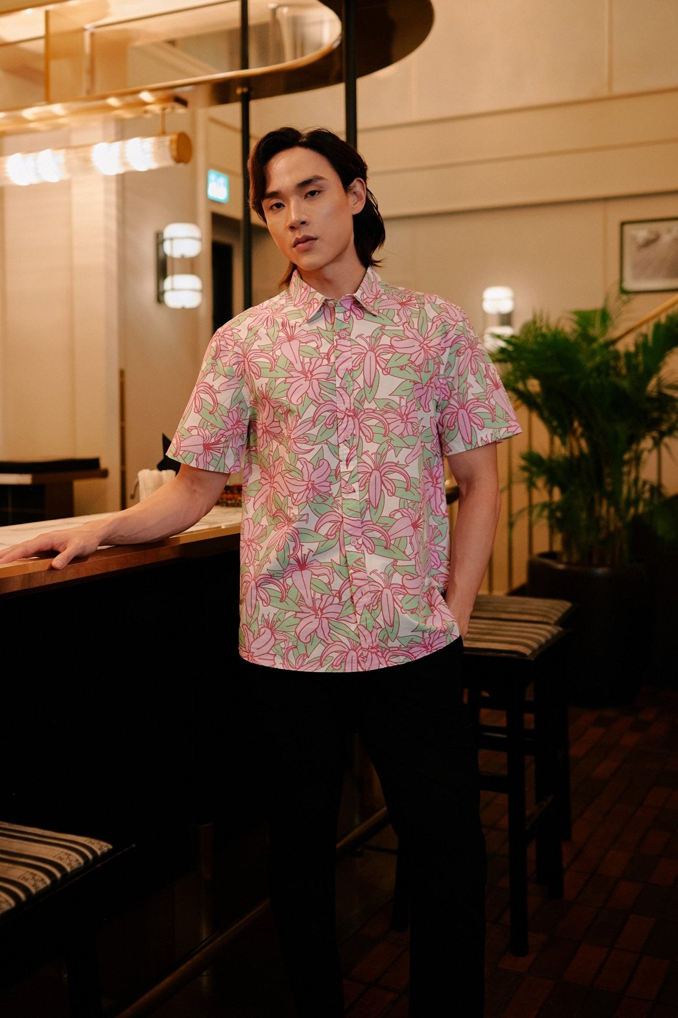 The Huā Collection Men Holiday Shirt in 熙 Luna Lily - Umbi