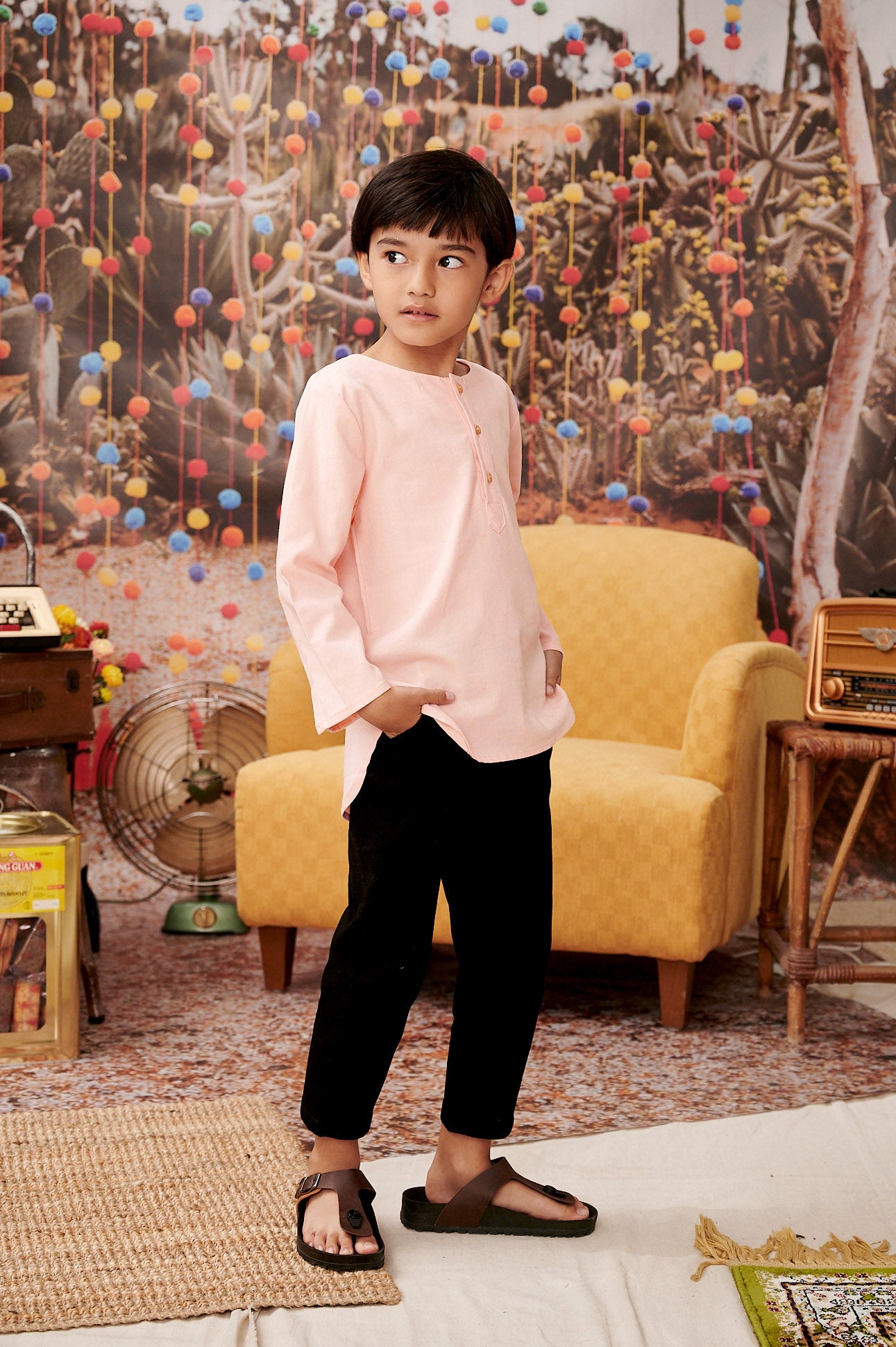 The Kenangan Raya Boy Kurta Top Pink