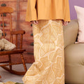 The Kenangan Raya Girl Classic Skirt Gasing Print - Umbi