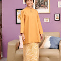 The Kenangan Raya Women Mandarin Collar Kurung Blouse Brown - Umbi