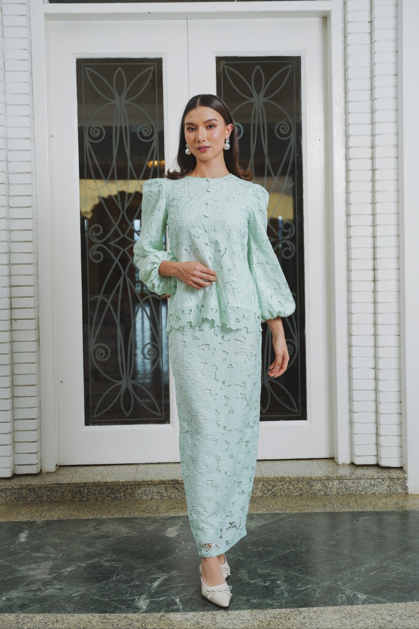 The Lumiere Collection Women Amelia Kurung Set in Peppermint Green Lace - Umbi