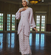 The Lumiere Collection Women Tiara Embellished Set in Soft Pink - Umbi