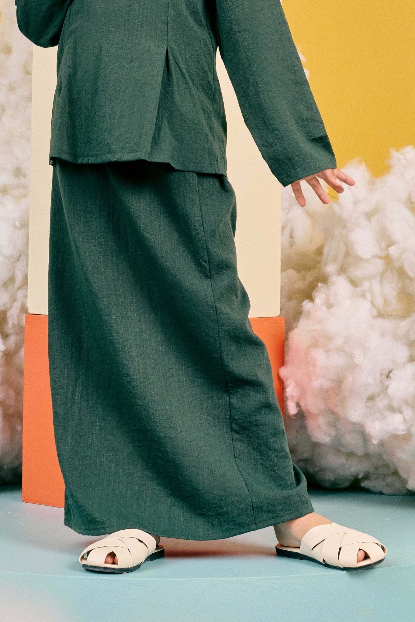 The Matahari Basic Skirt Emerald - Umbi