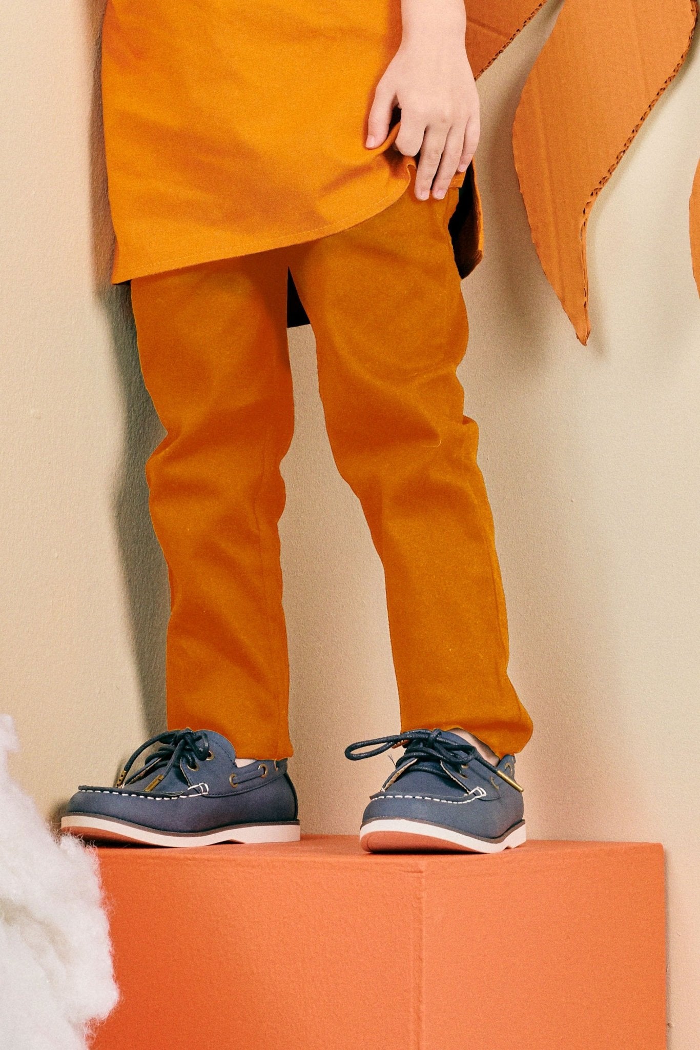 The Matahari Fitted Pants Orange - Umbi