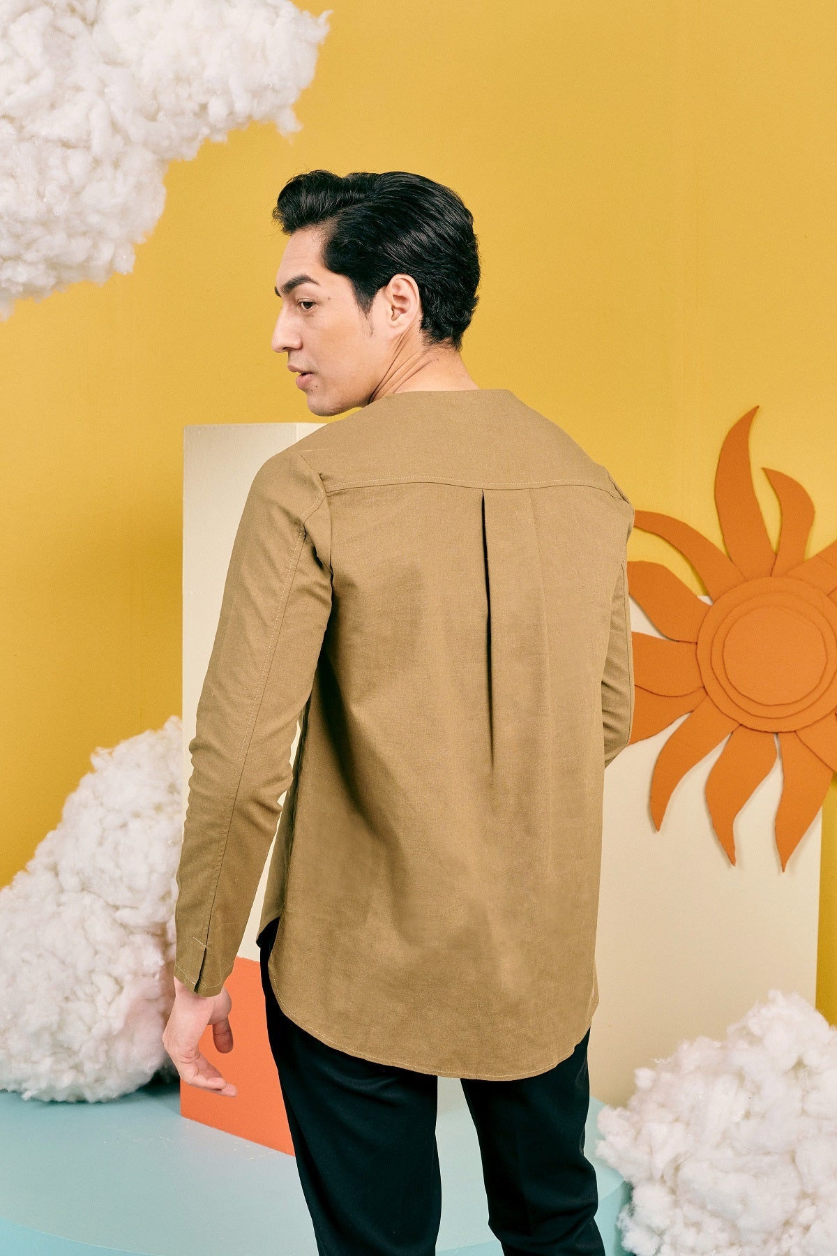 The Matahari Men Kurta Olive Green - Umbi